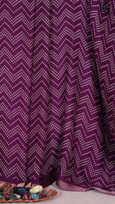 Royal Violet Dotted Zigzag Pattern with Small Border  Premium Georgette Saree